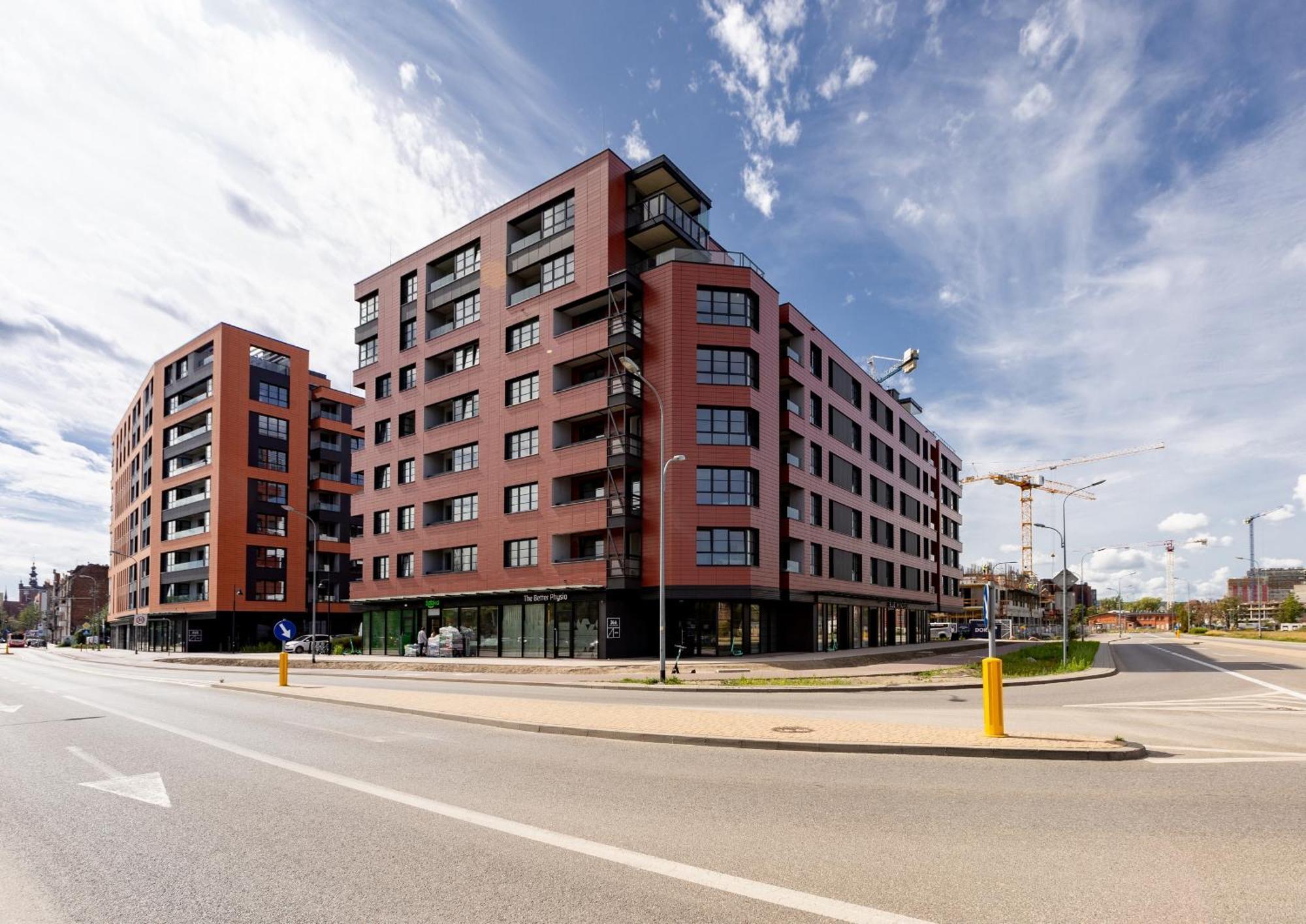 Doki Living - Foodhall & Parking By Downtown Apartments กดัญสก์ ภายนอก รูปภาพ