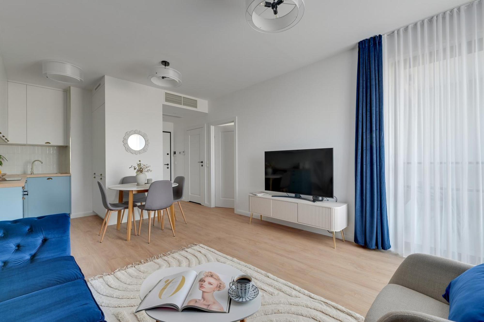 Doki Living - Foodhall & Parking By Downtown Apartments กดัญสก์ ภายนอก รูปภาพ