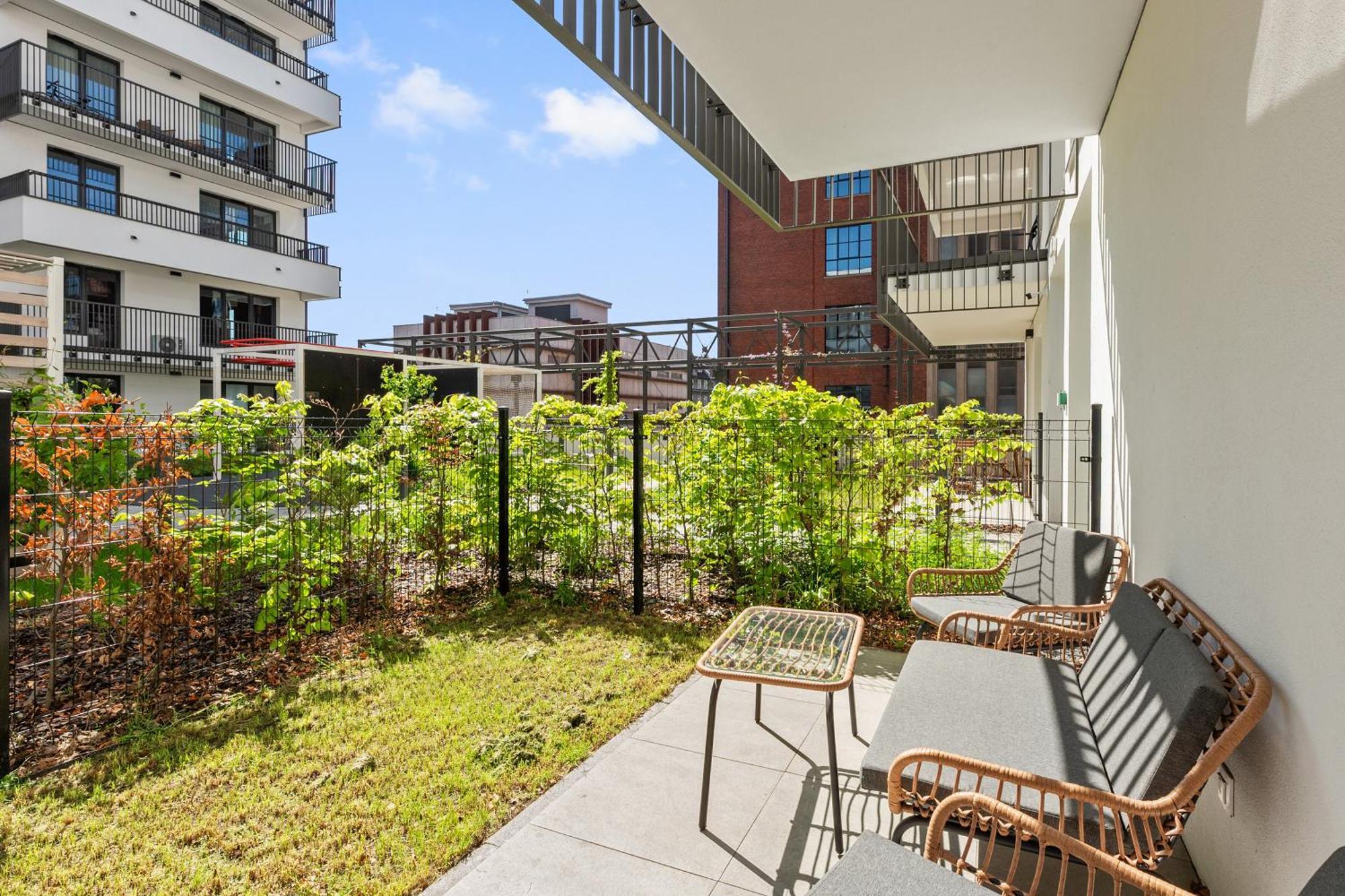 Doki Living - Foodhall & Parking By Downtown Apartments กดัญสก์ ภายนอก รูปภาพ