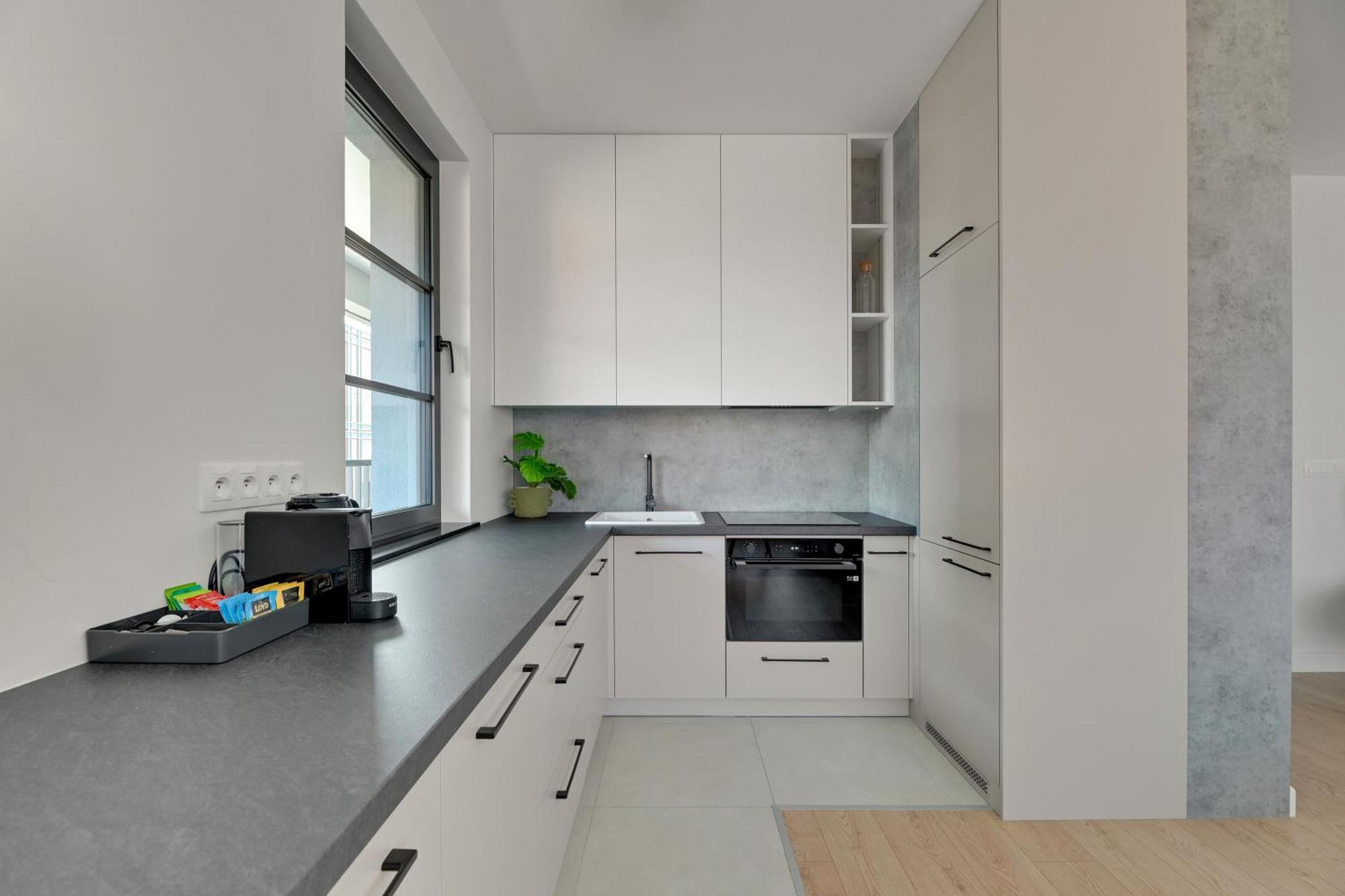 Doki Living - Foodhall & Parking By Downtown Apartments กดัญสก์ ภายนอก รูปภาพ